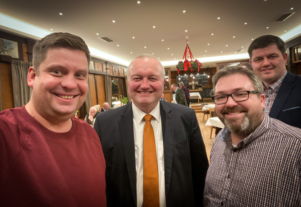 vlnr: Nils Meyer (Vorsitzender der CDU Delingsdorf), Dr. Henning Görtz (Landrat des Kreises Stormarn), Malte Steckmeister (Vorsitzender der CDU-Fraktion Delingsdorf) und Sebastian Knoke (Vorsitzender der CDU Trittau)